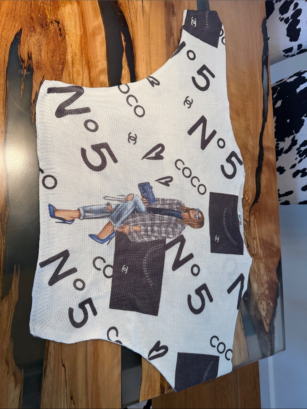 Girls' Knit Graphic Tank Sweater in White & Black